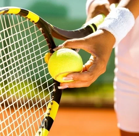 Kiếm tiền từ cá cược tennis cùng Fb88.